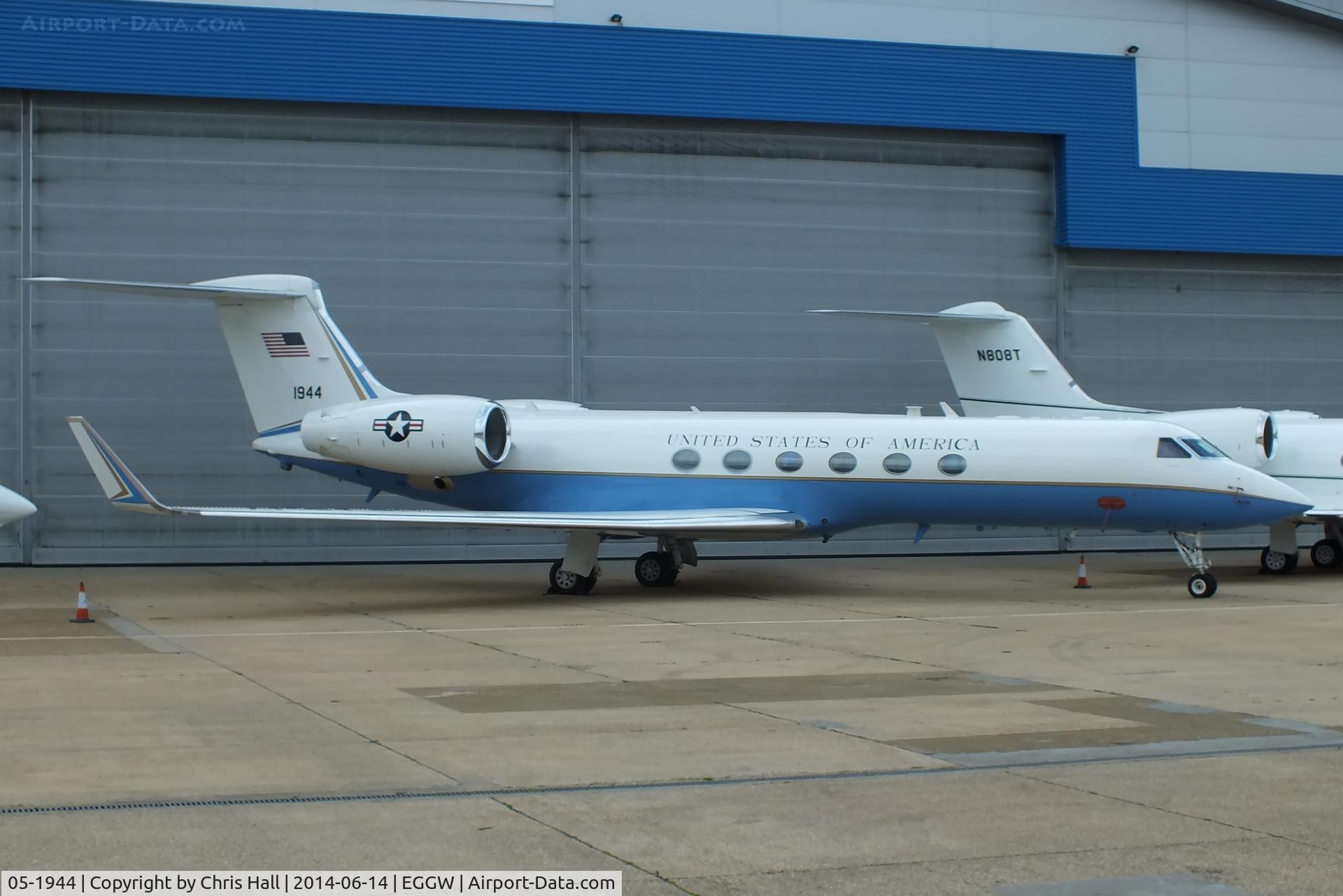 05-1944, 1999 Gulfstream Aerospace C-37A (Gulfstream V) C/N 566, United States Air Force