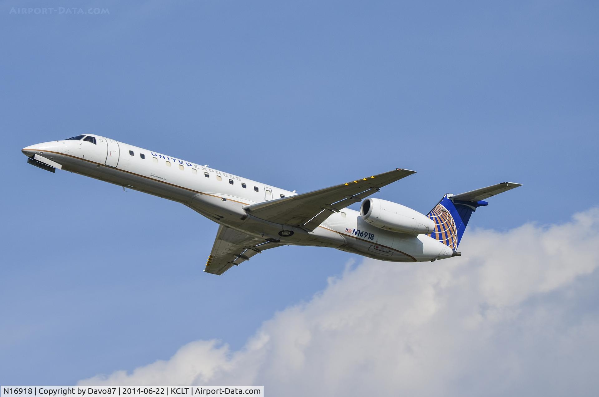 N16918, 2001 Embraer ERJ-145LR (EMB-145LR) C/N 145397, United Express Embraer EMB-145LR departs from Charlotte International Airport on Sunday, June 22, 2014.