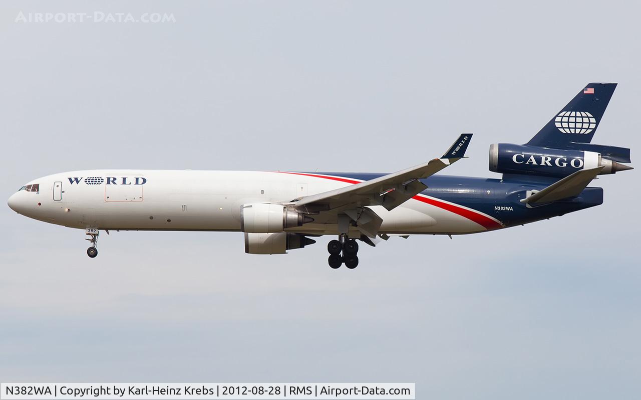 N382WA, 1990 McDonnell Douglas MD-11/F C/N 48411, Final RWY 26