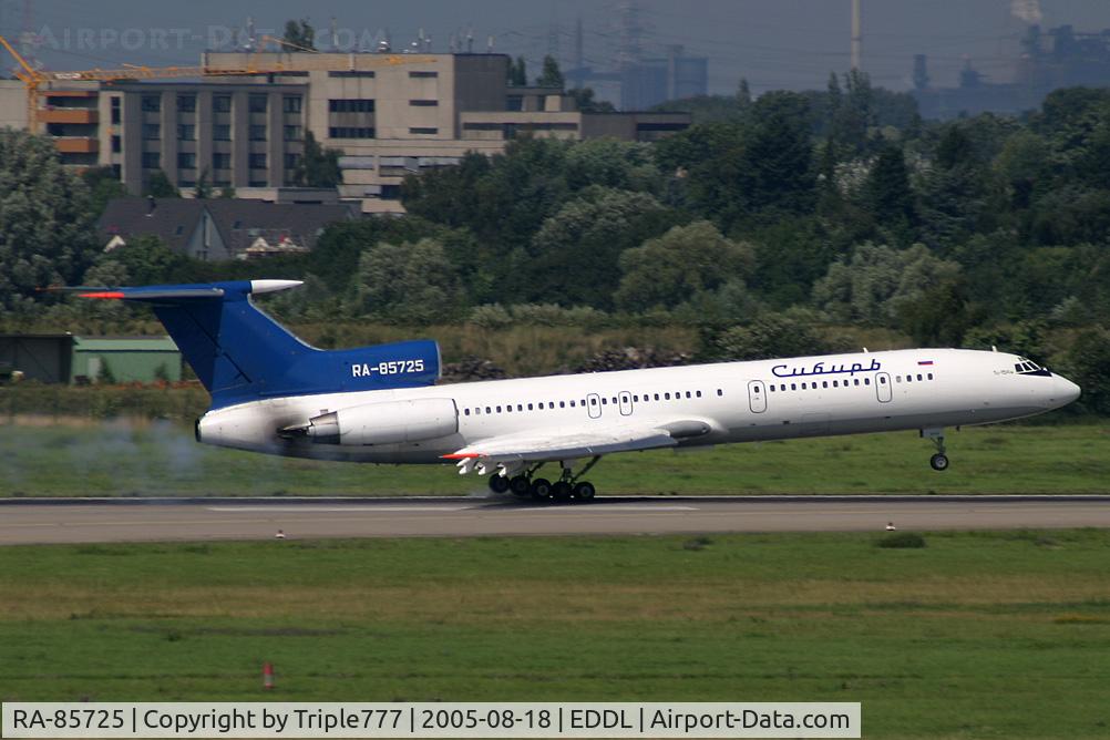 RA-85725, 1992 Tupolev Tu-154M C/N 92A907, Tupolev 154 Siberia Airlines