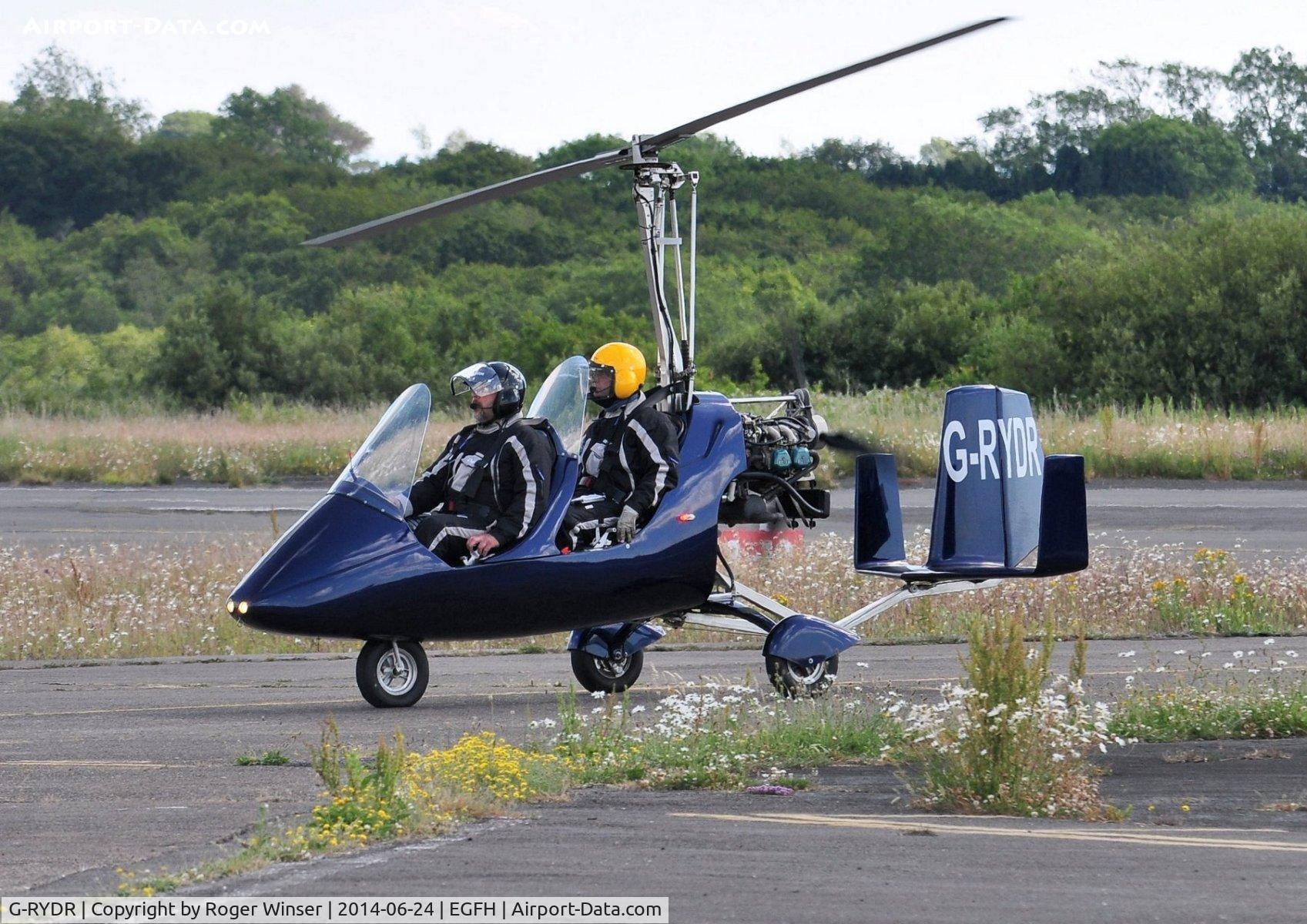 G-RYDR, 2008 Rotorsport UK MT-03 C/N RSUK/MT-03/033, Visiting MT-03.