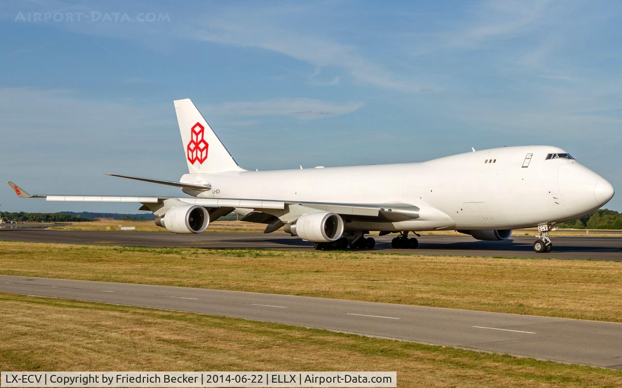 LX-ECV, 2009 Boeing 747-4HQF C/N 37303, taxying to the active
