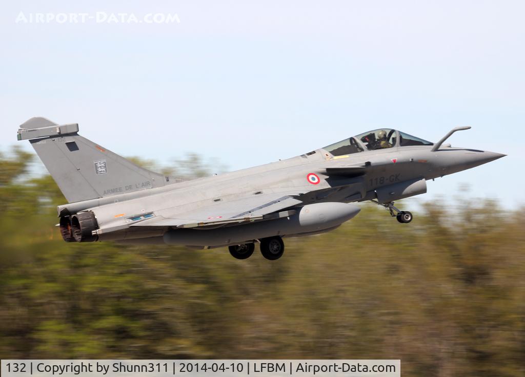 132, Dassault Rafale C C/N 132, Reece Meet 2014 participant...