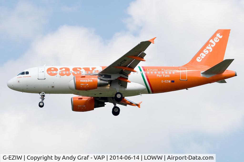 G-EZIW, 2005 Airbus A319-111 C/N 2578, Easyjet A319
