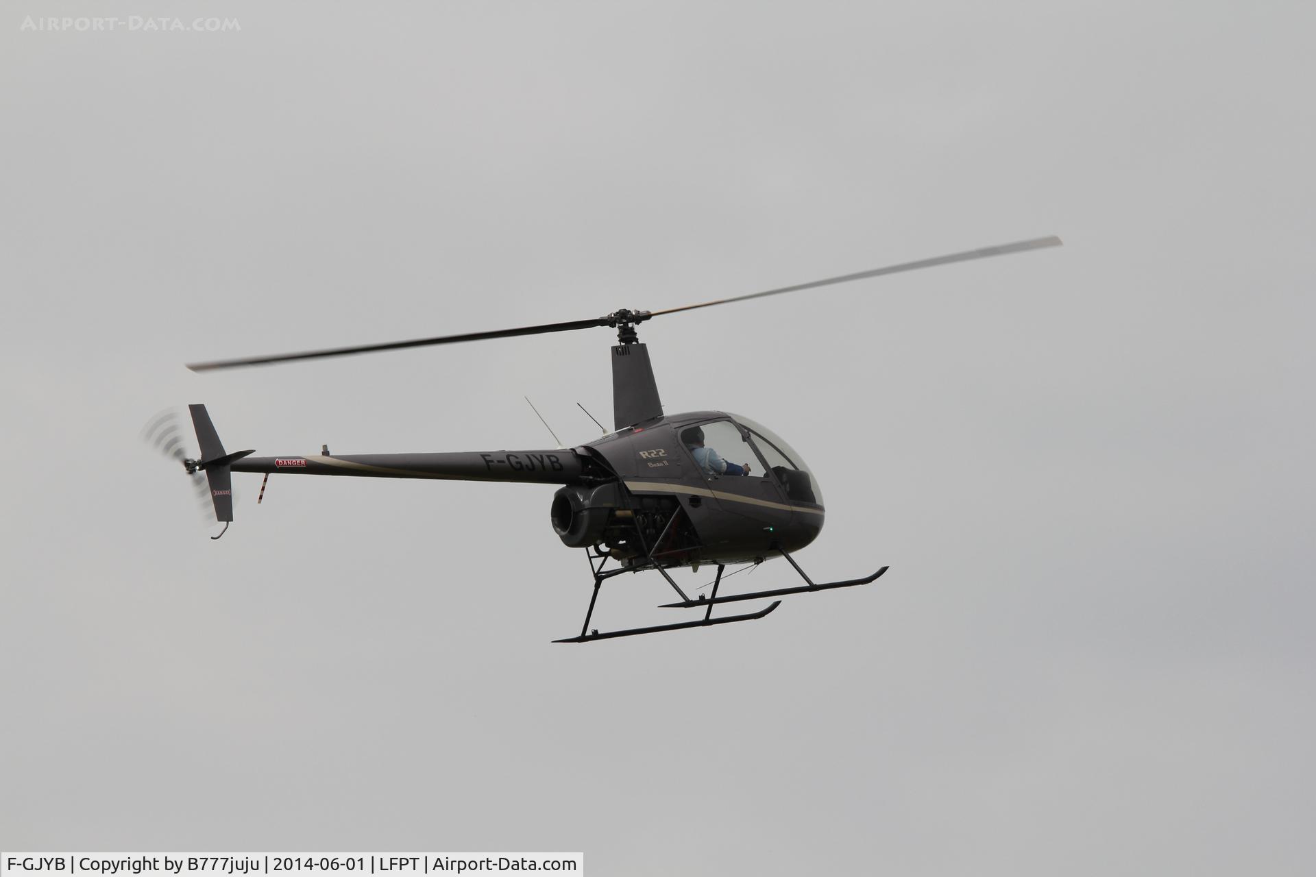 F-GJYB, Robinson R22 Beta II C/N 3021, at AirShow with new peint