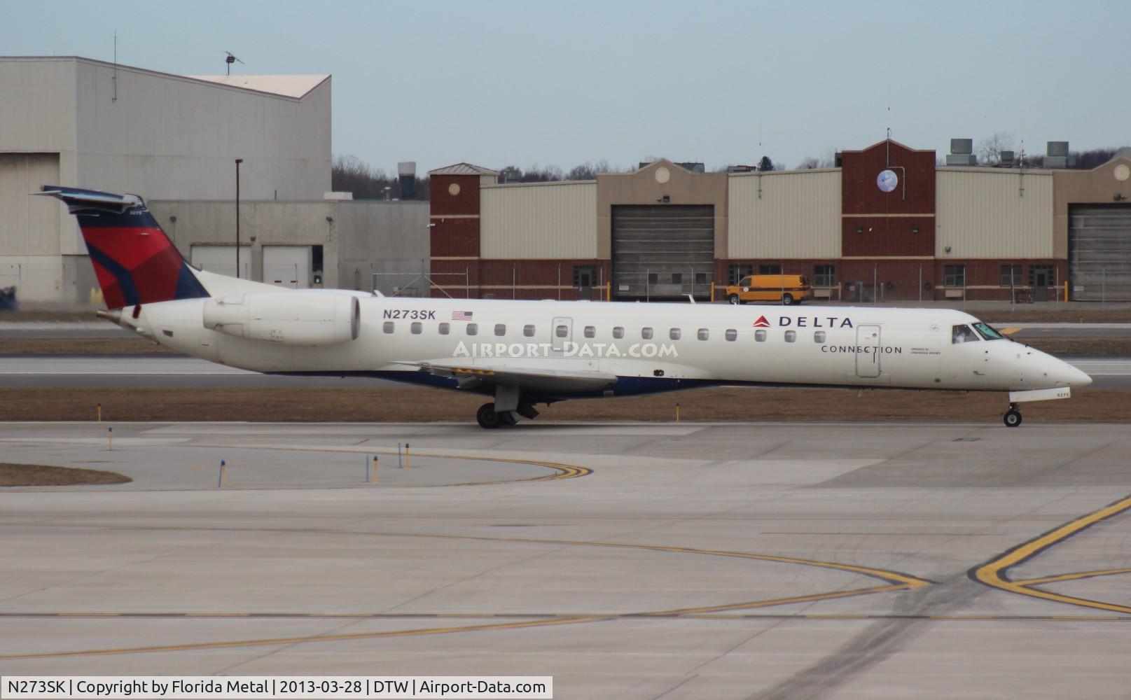 N273SK, 2000 Embraer EMB-145LR C/N 145331, Delta Connection E145LR