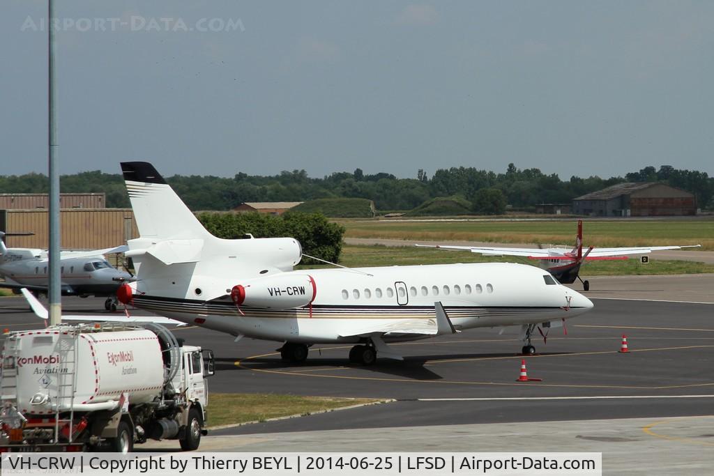 VH-CRW, 2013 Dassault Falcon 7X C/N 217, Parking of Aéroport Dijon-Bourgogne