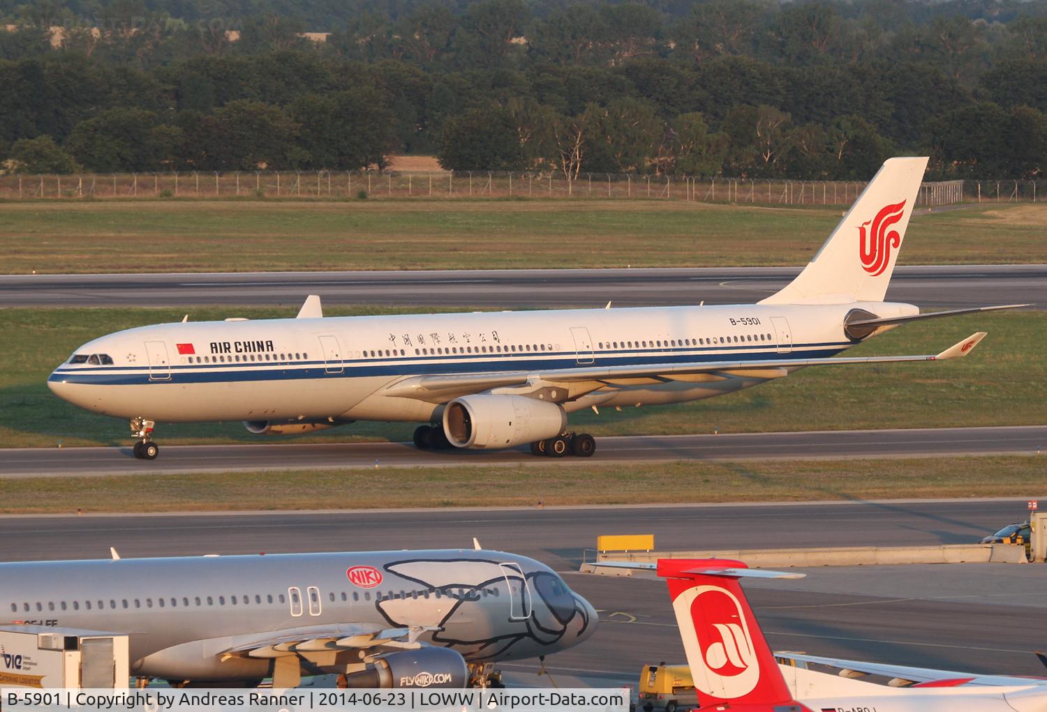 B-5901, 2012 Airbus A330-343X C/N 1353, Air China A330