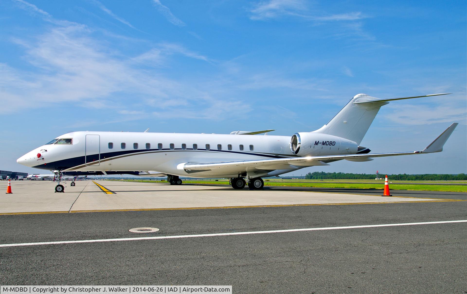 M-MDBD, 2000 Bombardier BD-700-1A10 Global Express C/N 9049, Dulles International Airport