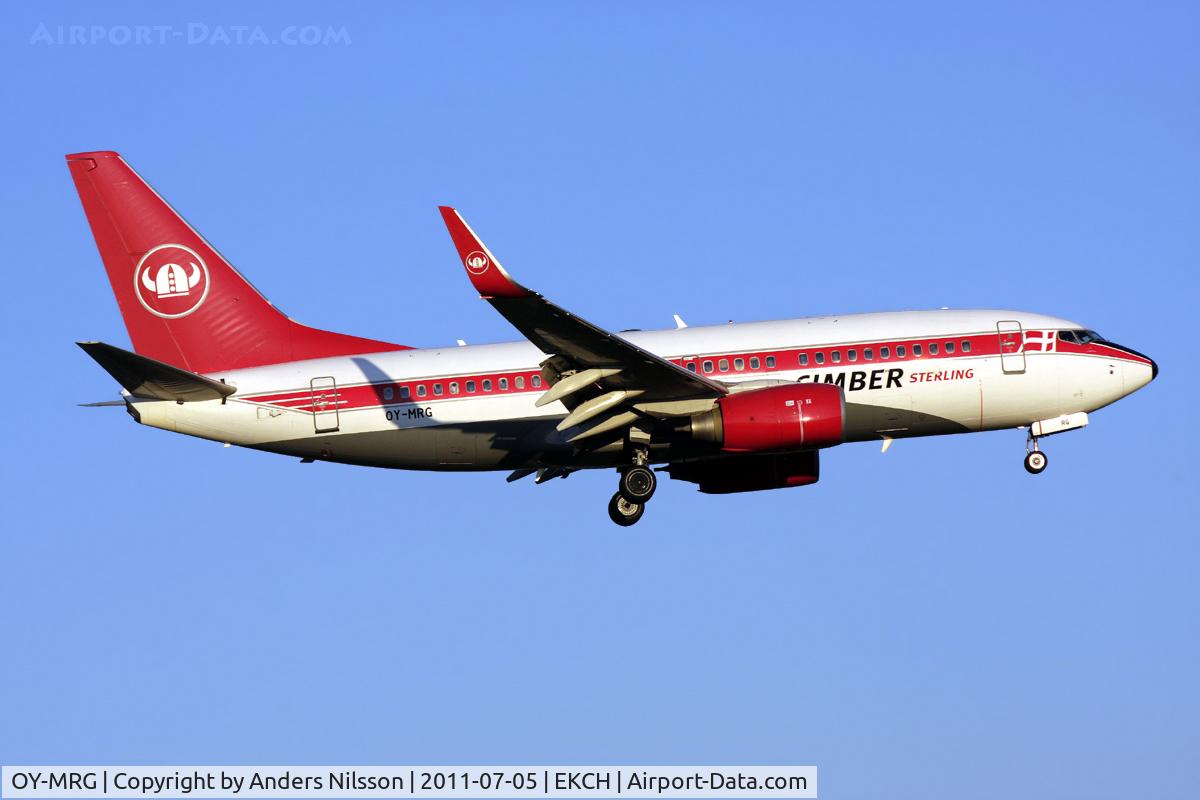 OY-MRG, 1999 Boeing 737-7L9 C/N 28010, On final for runway 22L.