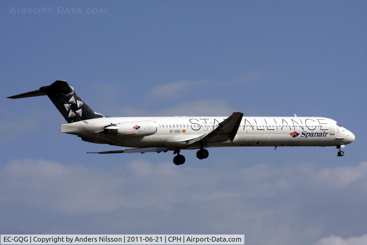 EC-GQG, 1988 McDonnell Douglas MD-83 (DC-9-83) C/N 49577, On final for runway 22L.