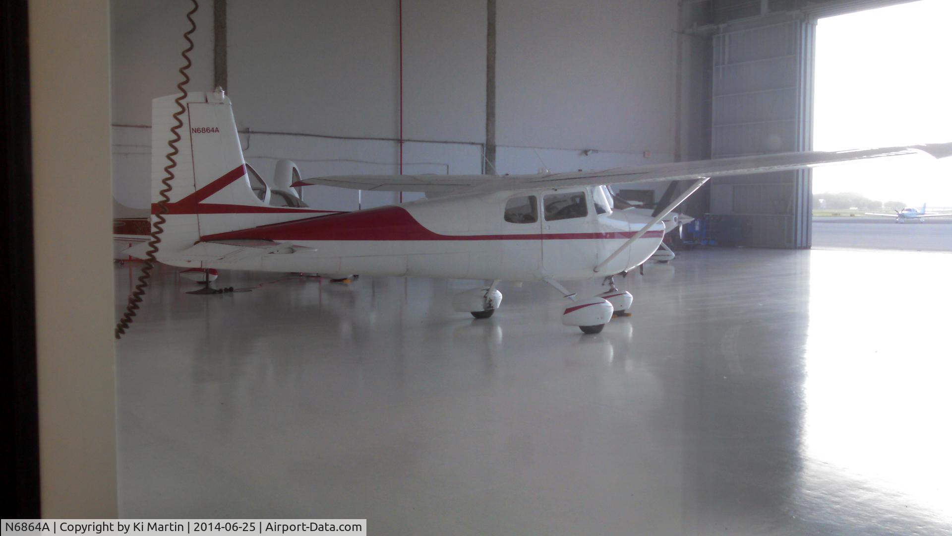 N6864A, 1956 Cessna 172 C/N 28964, 156 Cessna 172