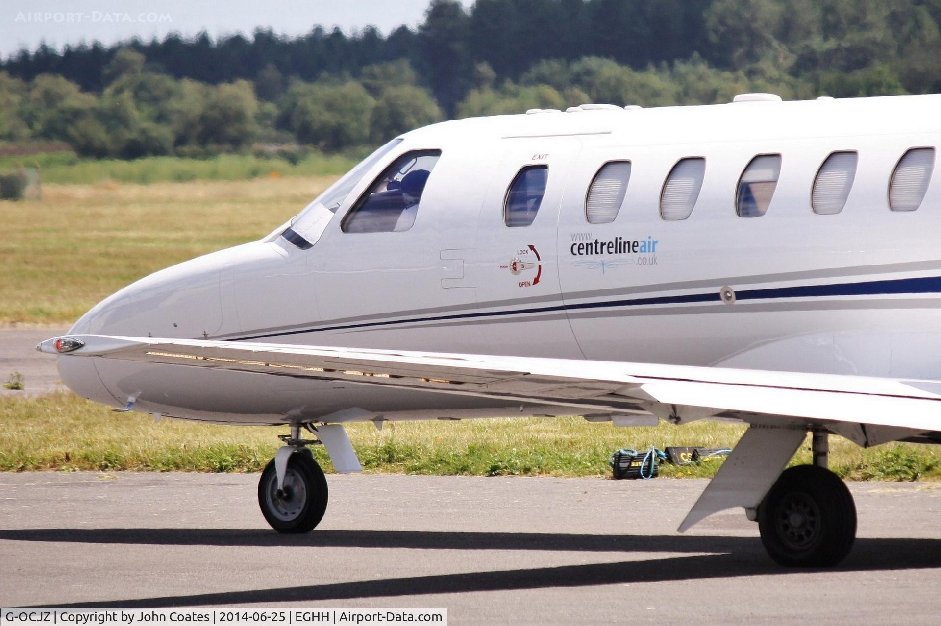 G-OCJZ, 1994 Cessna 525A CitationJet CJ2 C/N 525A-0051, Subtle logos