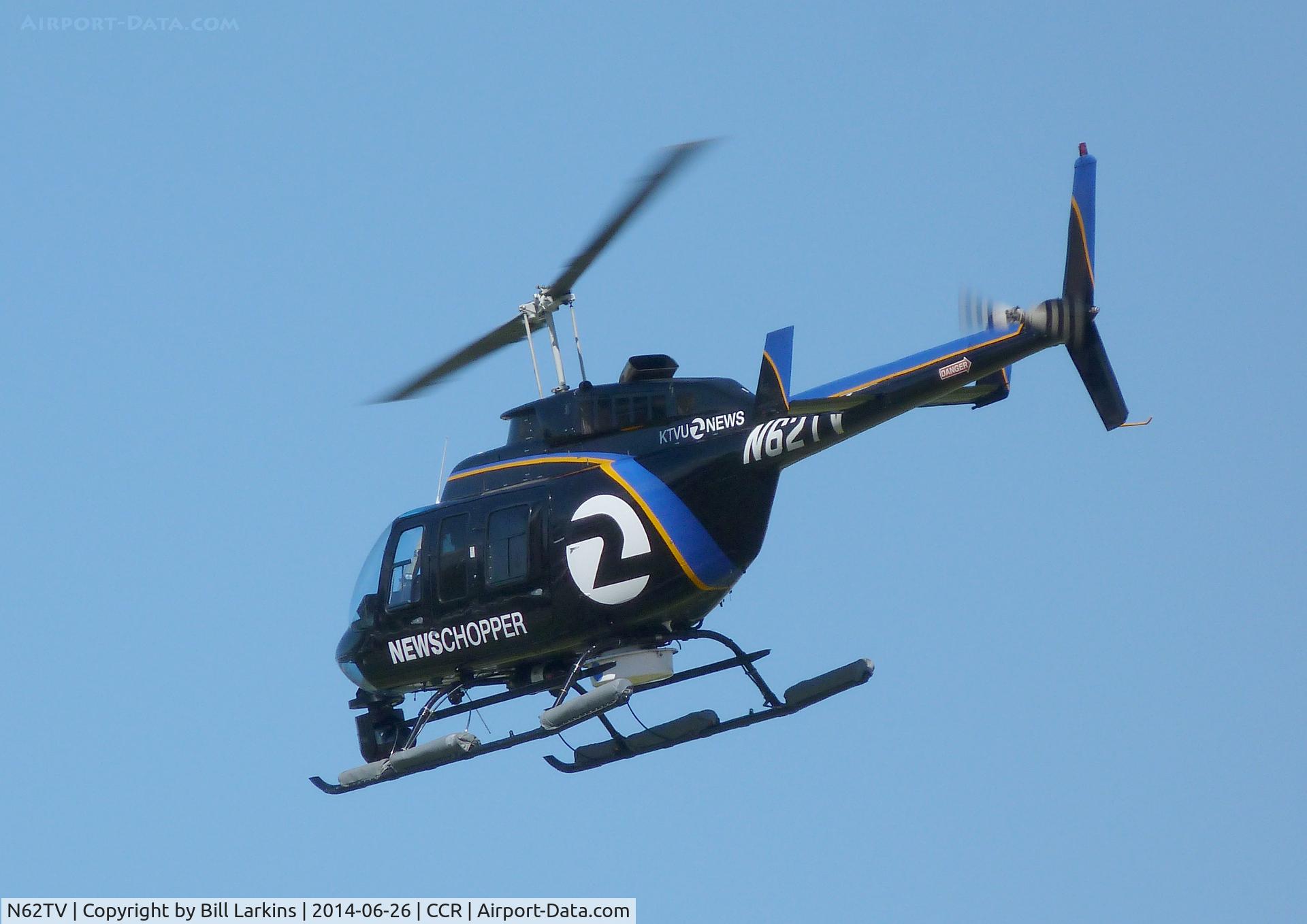 N62TV, Bell 206L-4 LongRanger IV LongRanger C/N 52369, Leaving Buchanan Field.