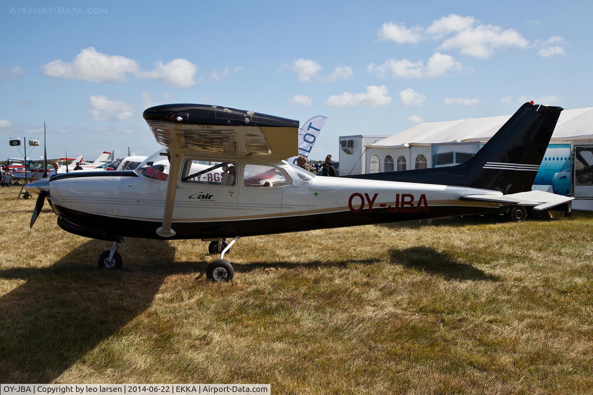 OY-JBA, 1980 Cessna 172RG Cutlass RG C/N 172RG-0558, Karup Air Base 22.6.14