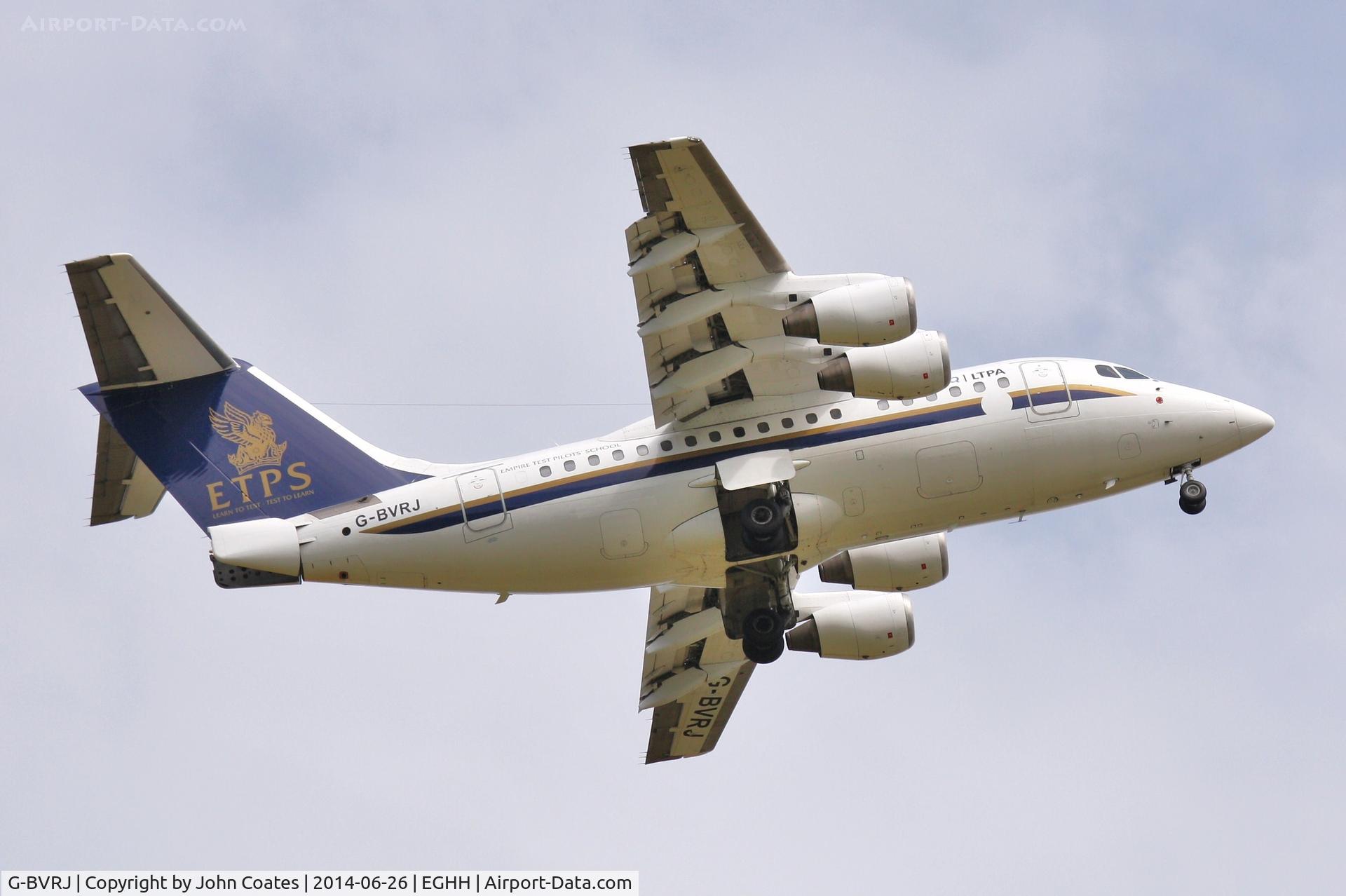 G-BVRJ, 1994 British Aerospace Avro 146-RJ70 C/N E1254, Approach training