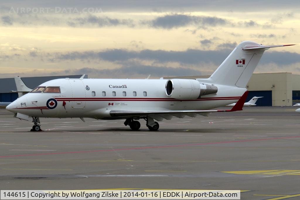 144615, 1986 Canadair CC-144B Challenger (601/CL-600-2A12) C/N 3037, visitor