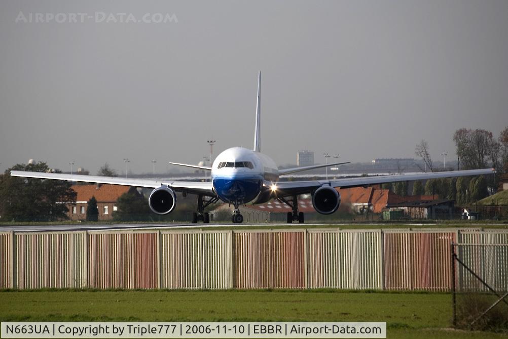 N663UA, 1993 Boeing 767-322 C/N 27160, Boeing 767 United Airlines