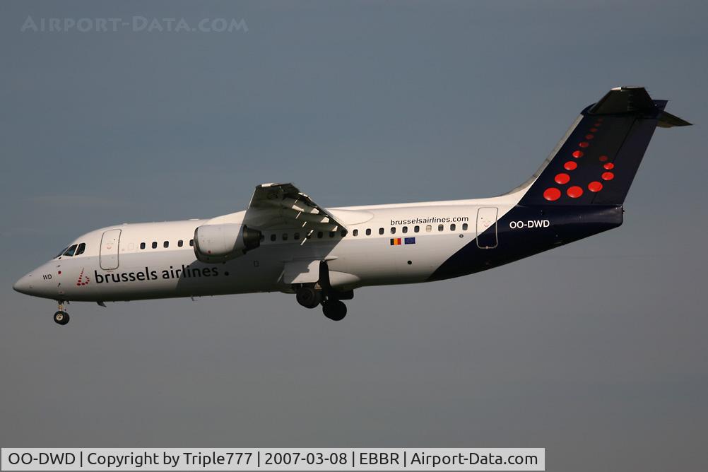 OO-DWD, 1998 British Aerospace Avro 146-RJ100 C/N E3324, BAe146 Brussels Airlines