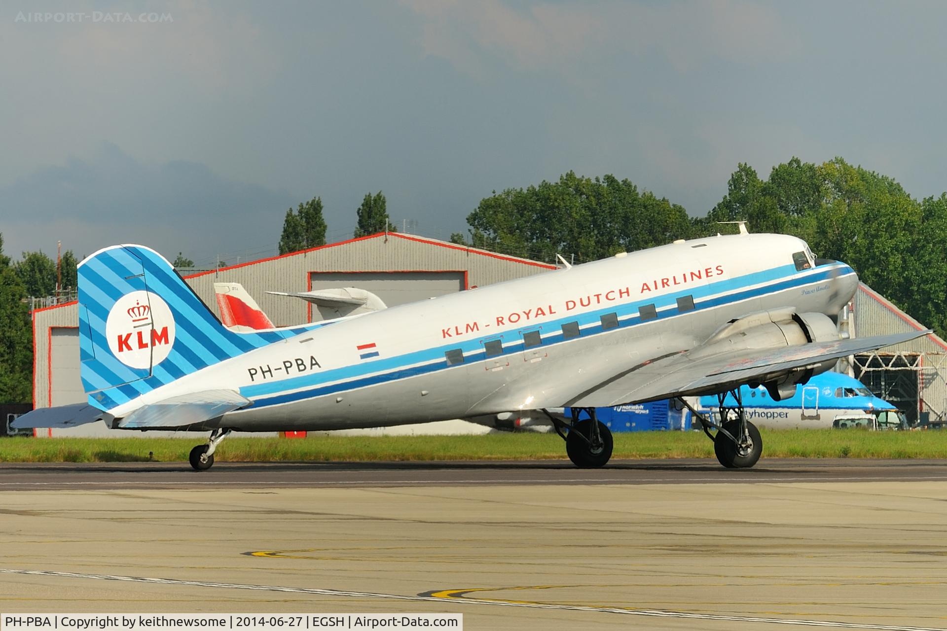 PH-PBA, 1943 Douglas DC-3C-S1C3G (C-47A-75-DL) C/N 19434, Arriving for pleasure flights.
