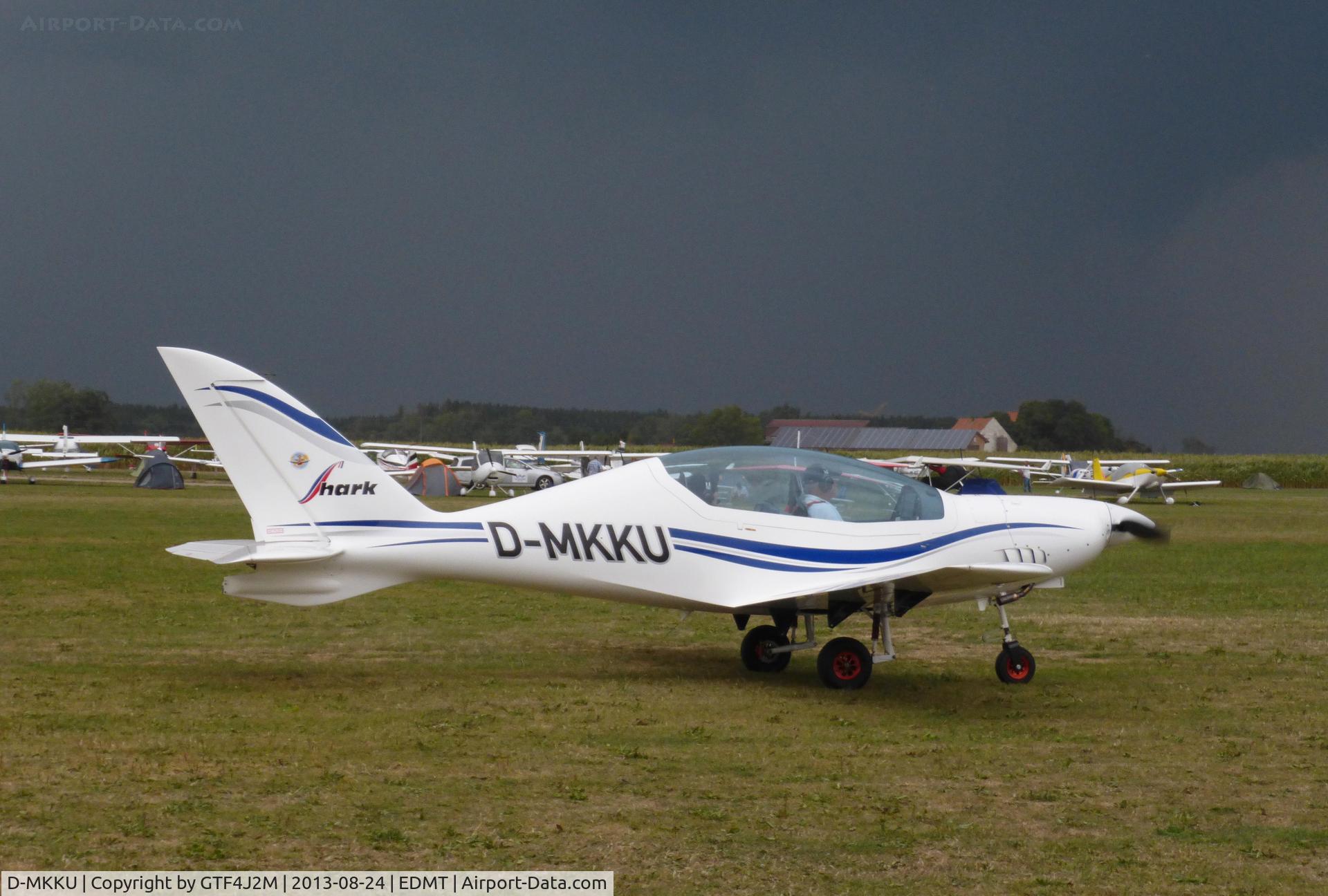 D-MKKU, 2012 Shark Aero Shark C/N 005, D-MKKU at Tannheim 24.8.13
