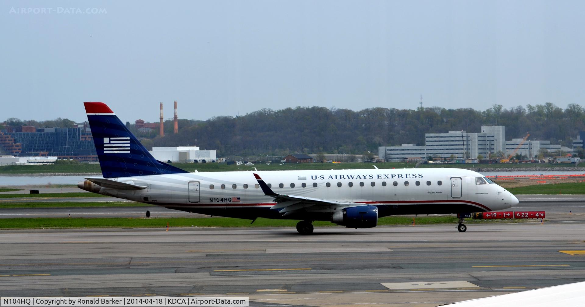 N104HQ, 2007 Embraer 175LR (ERJ-170-200LR) C/N 17000160, Taxi National
