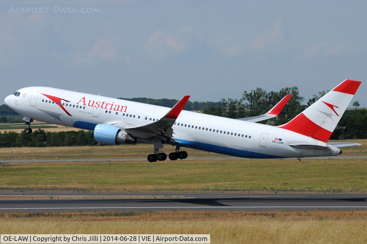 OE-LAW, 1992 Boeing 767-3Z9/ER C/N 26417, Austrian Airlines