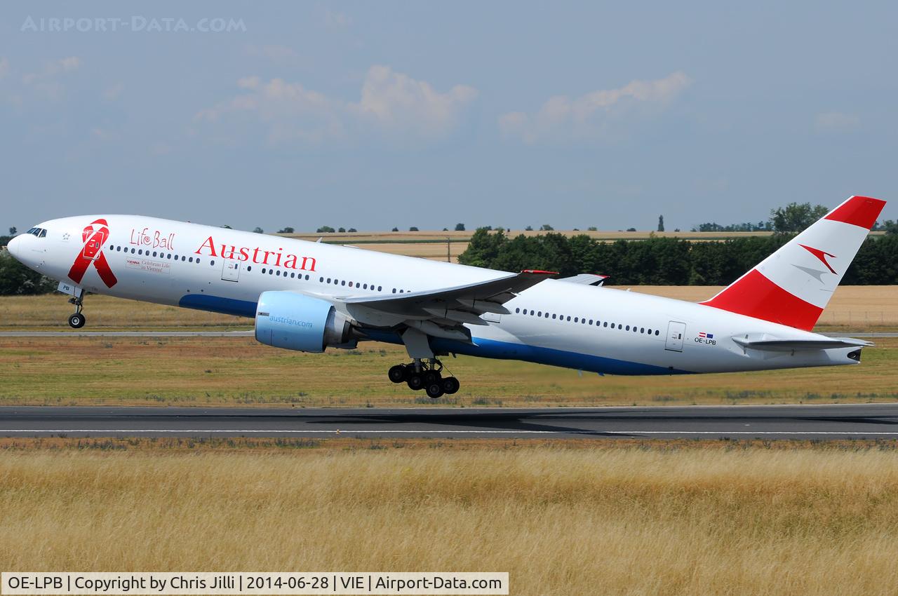 OE-LPB, 1998 Boeing 777-2Z9/ER C/N 28699, Austrian Airlines