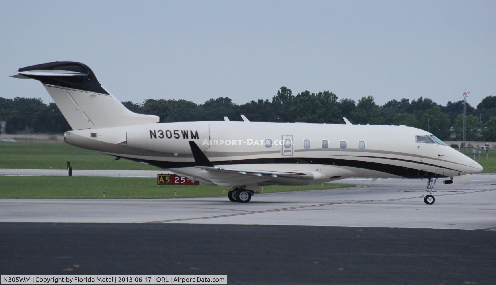 N305WM, 2012 Bombardier Challenger 300 (BD-100-1A10) C/N 20379, Challenger 300