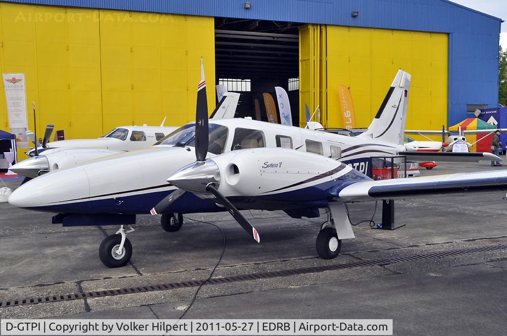D-GTPI, Piper PA-34-220T C/N 3449410, at aero expo