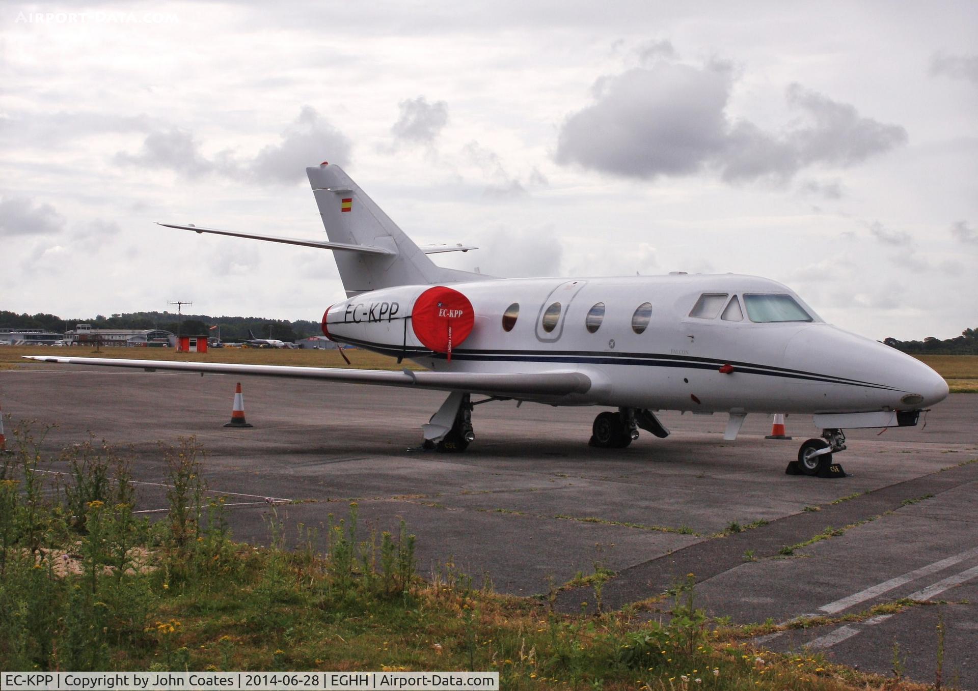 EC-KPP, 1986 Dassault Falcon 100 C/N 209, At Signatures