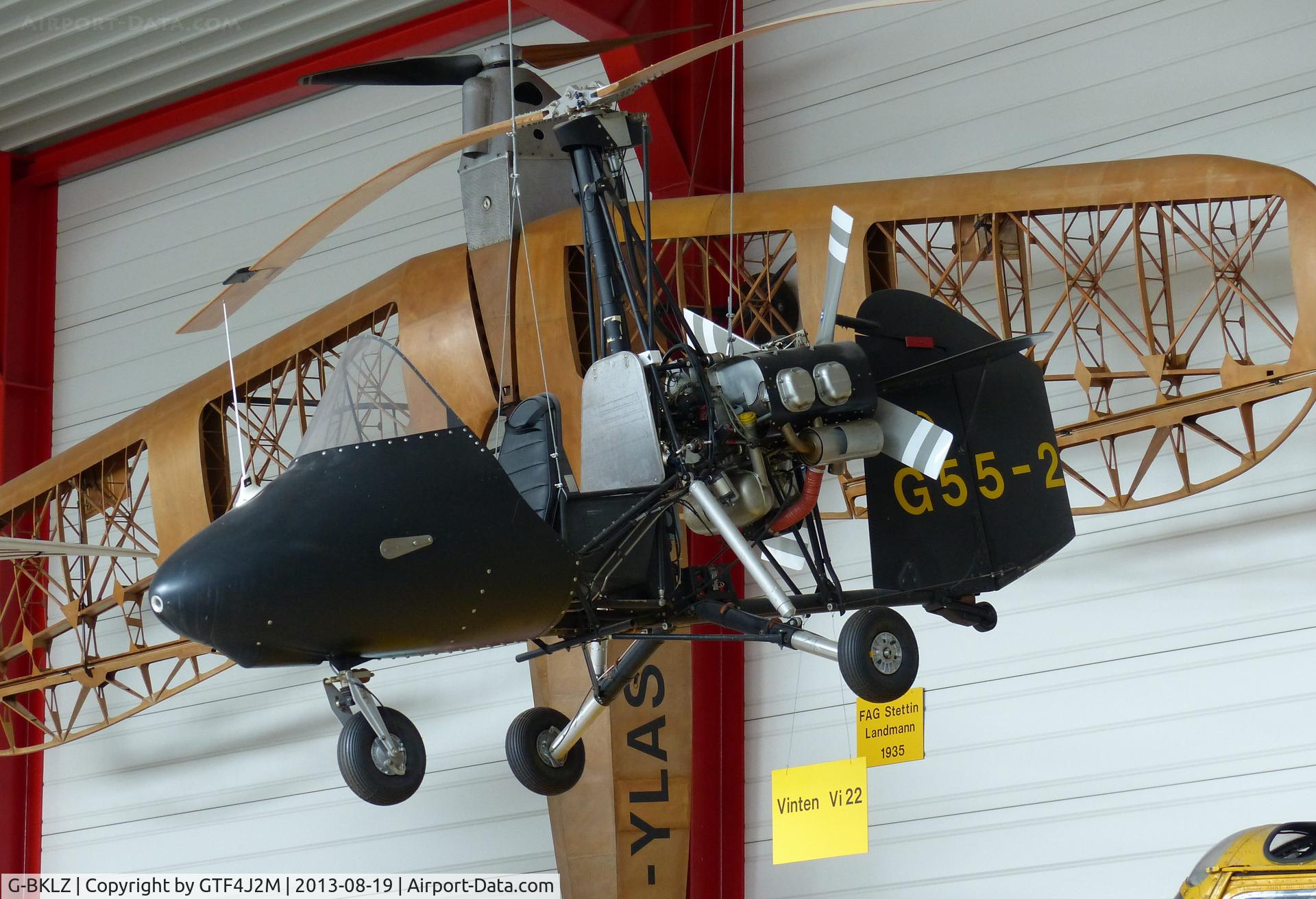 G-BKLZ, Viten VI-22 C/N UMA-01, G-BKLZ marked as G-55-2 at Flugausstellung Museum, Hermeskeil