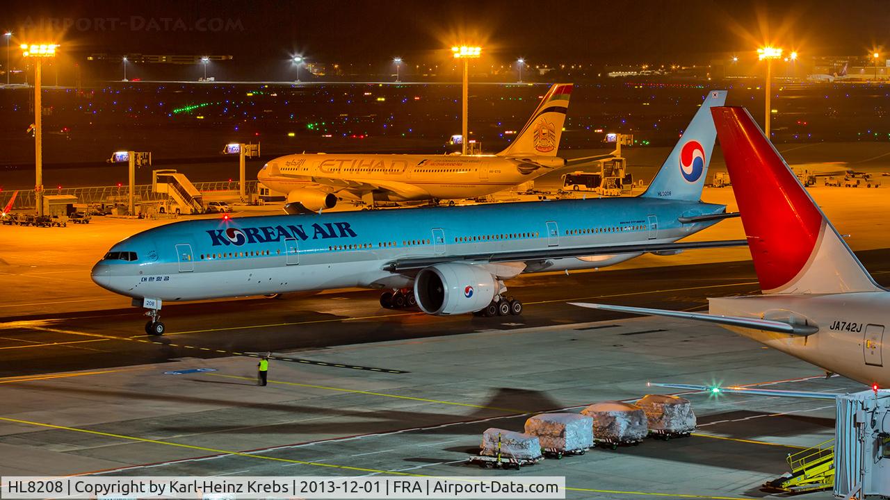 HL8208, 2010 Boeing 777-3B5/ER C/N 37645, Korean Air