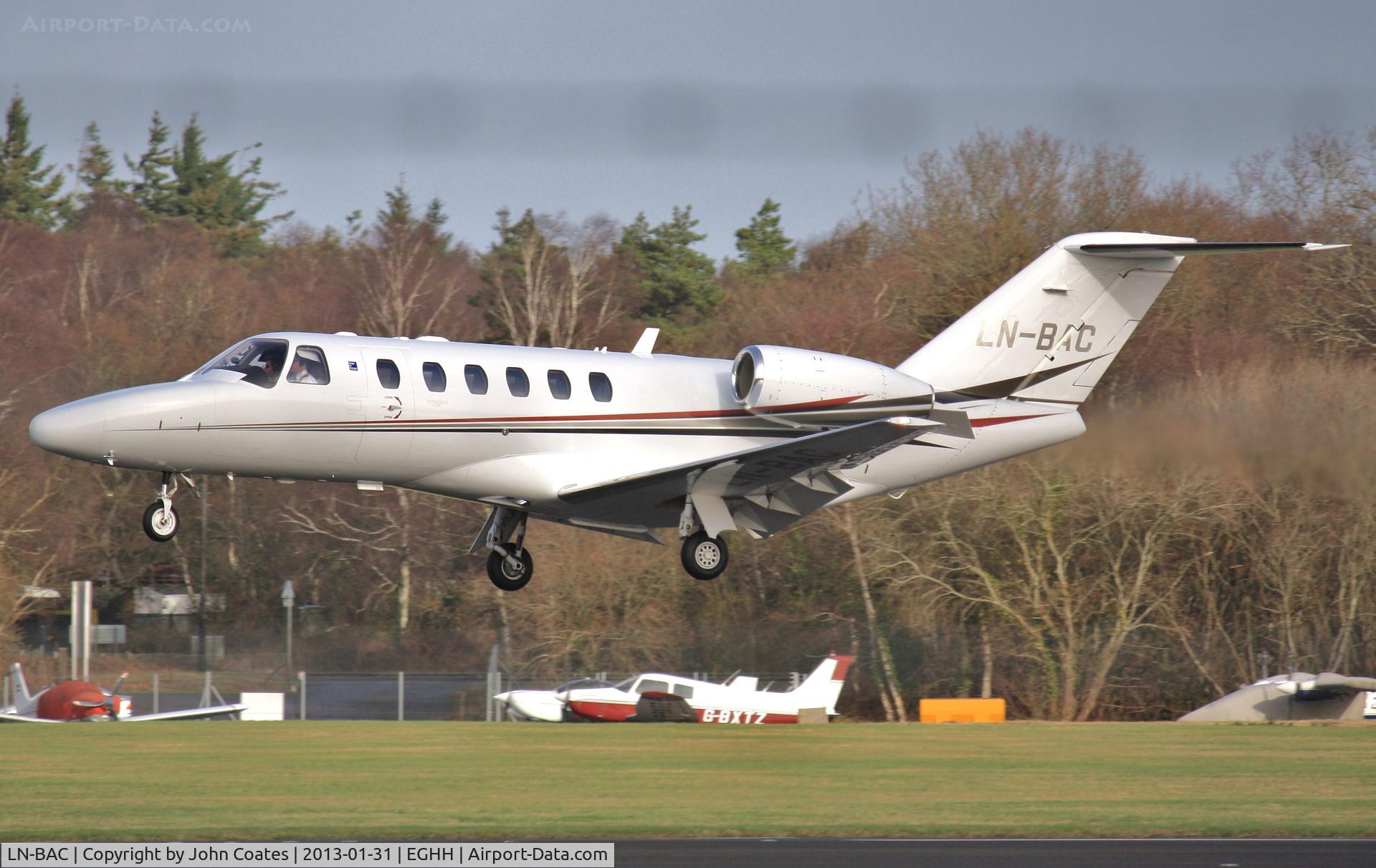 LN-BAC, 2009 Cessna 525A CitationJet CJ2 C/N 525A-0446, Arriving 26