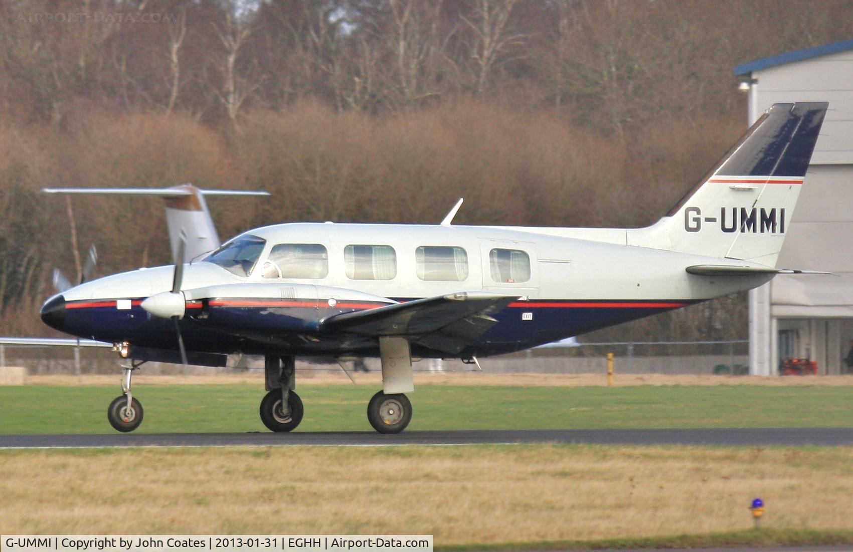 G-UMMI, 1979 Piper PA-31-310 Navajo Navajo C/N 31-7912060, Landing 26