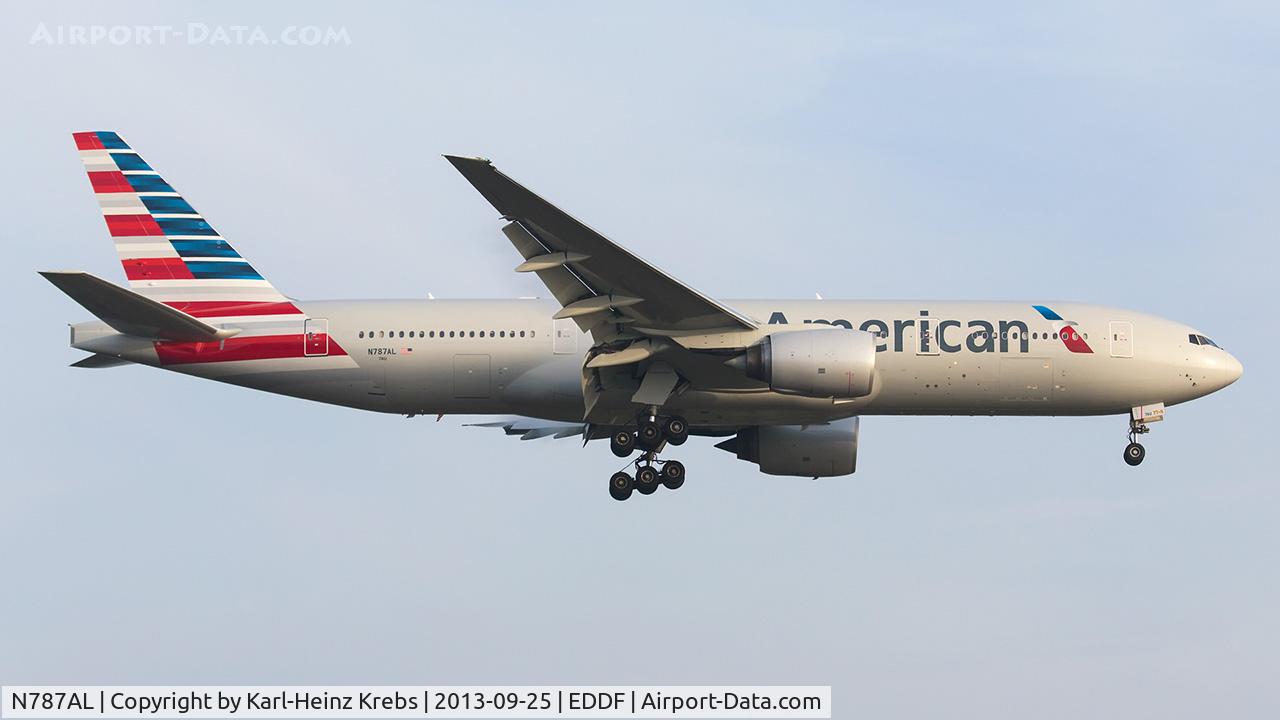 N787AL, 2000 Boeing 777-223 C/N 30010, Final RWY 07R