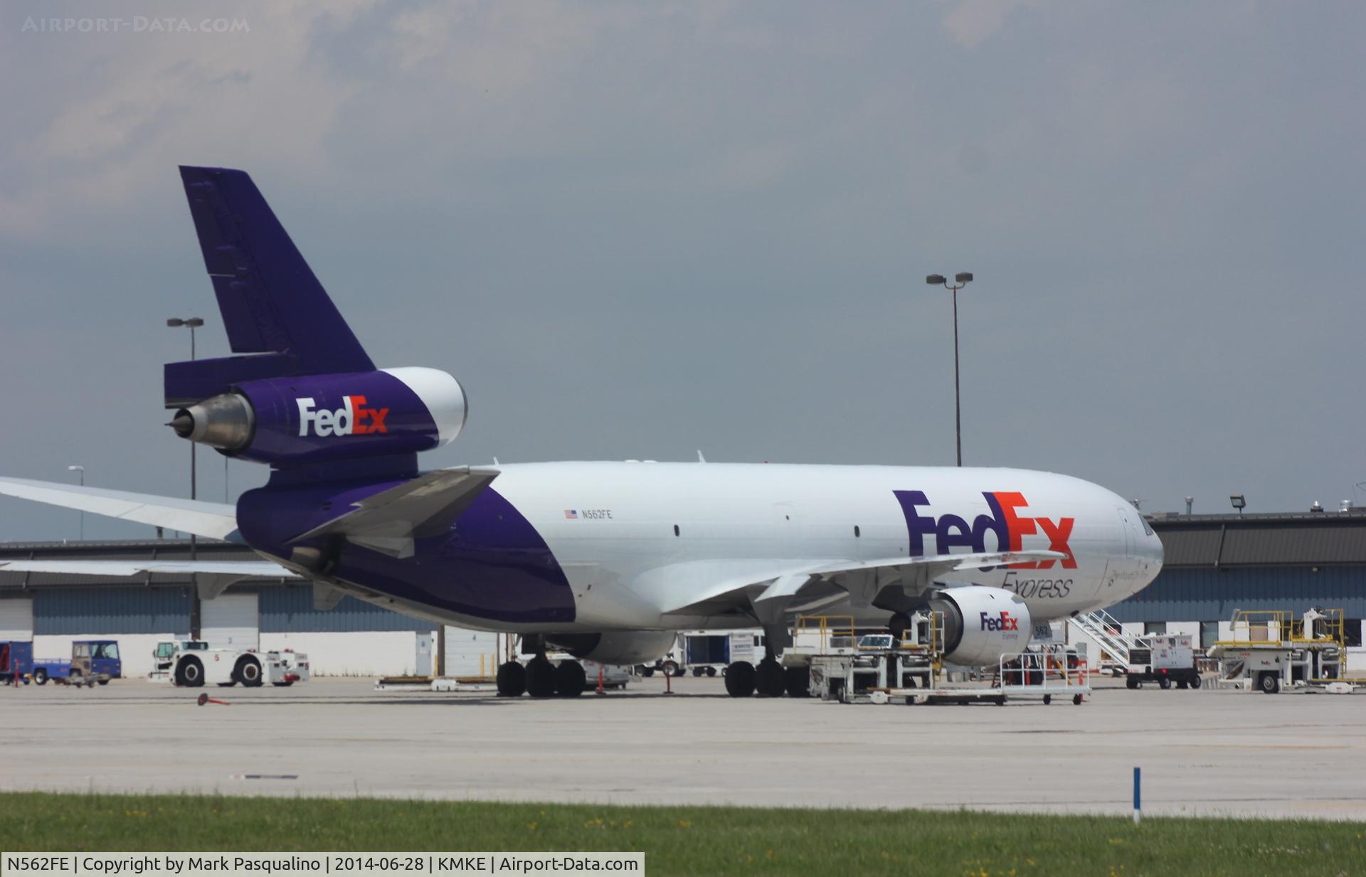 N562FE, 1977 McDonnell Douglas MD-10-10F C/N 46947, MD-10-10F