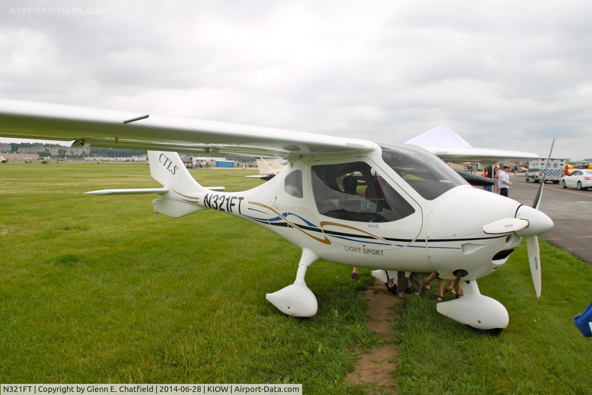 N321FT, Flight Design CTLS C/N F-08-11-22, Displayed at the air show.