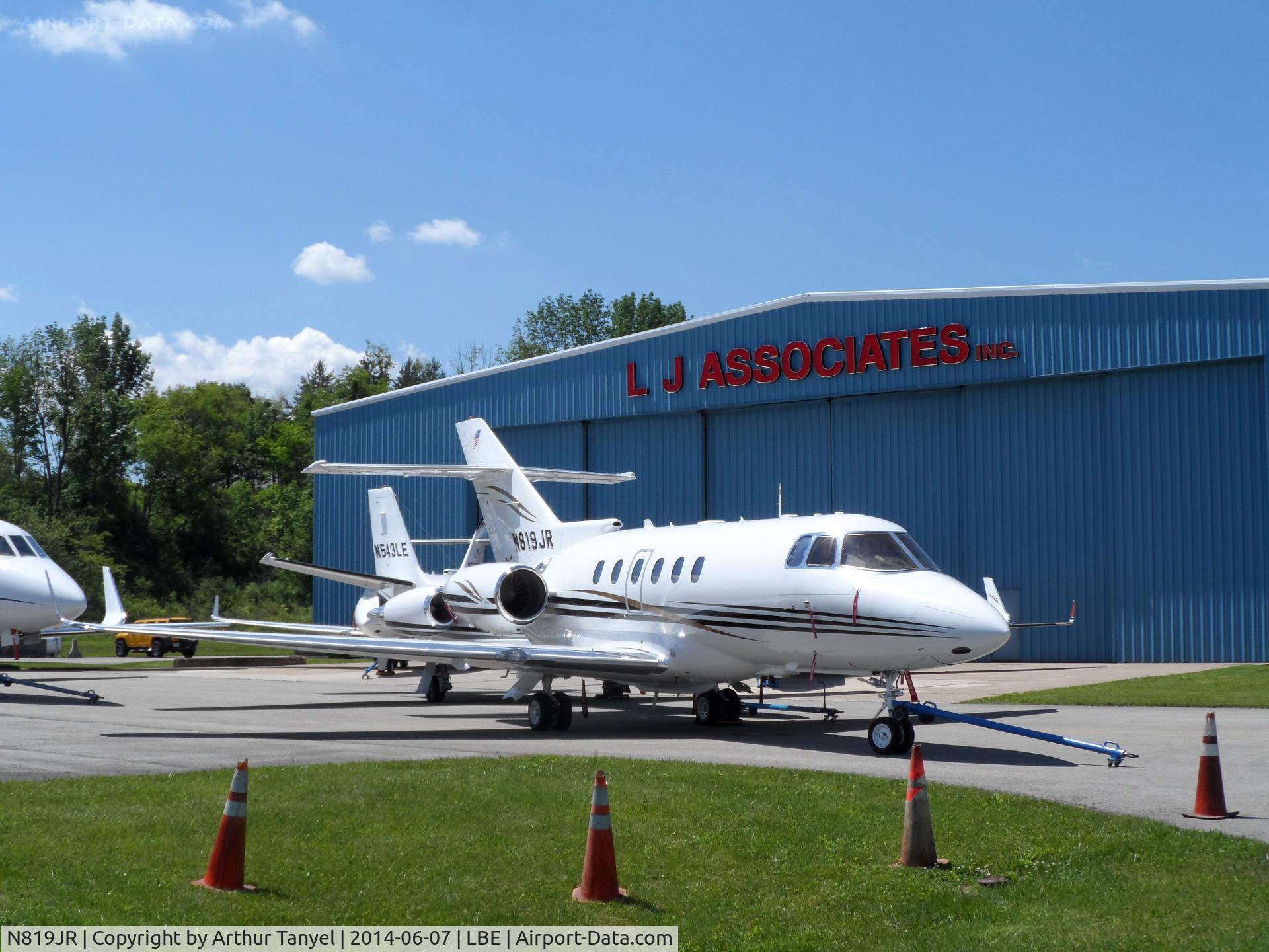 N819JR, 2008 Hawker Beechcraft Hawker 900XP C/N HA-0065, Parked @ LBE
