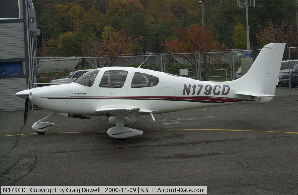 N179CD, 2000 Cirrus SR20 C/N 1081, Cirrus SR20 N179CD the day of delivery to KBFI.