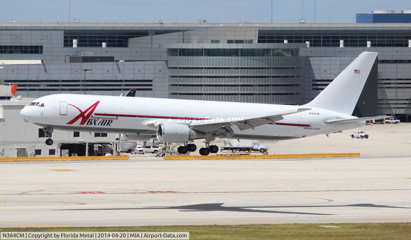 N364CM, 1989 Boeing 767-338/ER C/N 24531, ABX 767-300