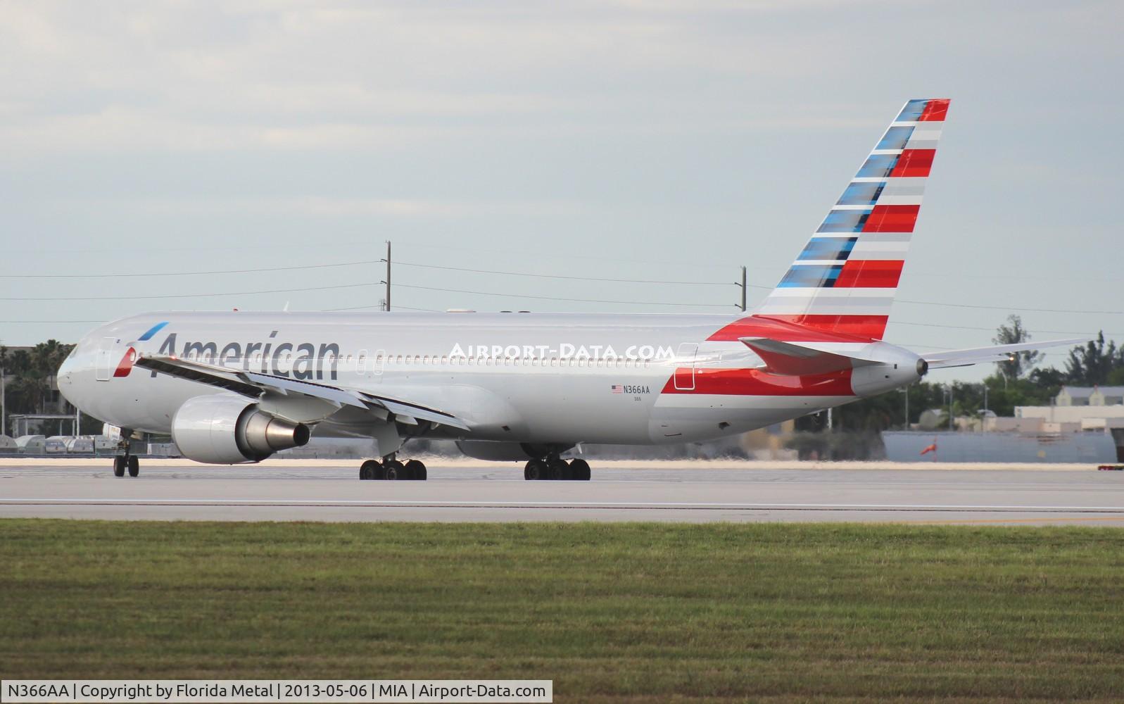 N366AA, 1991 Boeing 767-323/ER C/N 25193, American 767-300