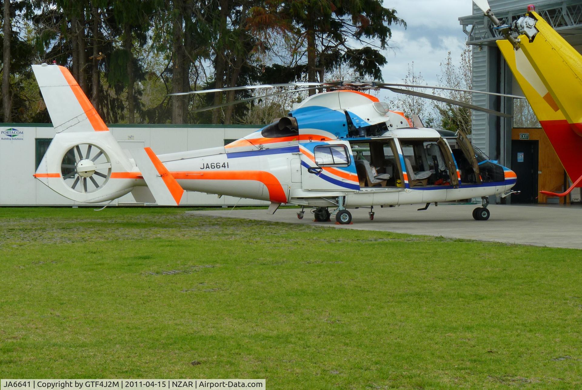 JA6641, 2011 Aérospatiale AS-365N-2 Dauphin C/N 6381, JA6641 at Ardmore, NZ 15.4.11