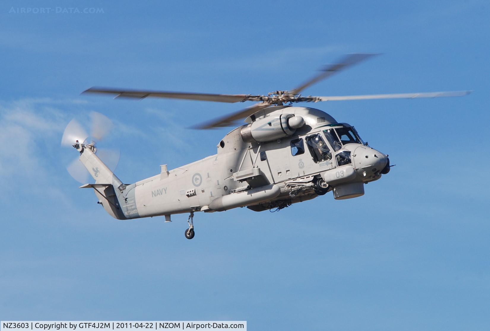 NZ3603, Kaman SH-2G(NZ) Super Seasprite C/N NZ03, NZ3603  R New Zealand Navy-6sqn  at Omaka Airshow 22.4.11
