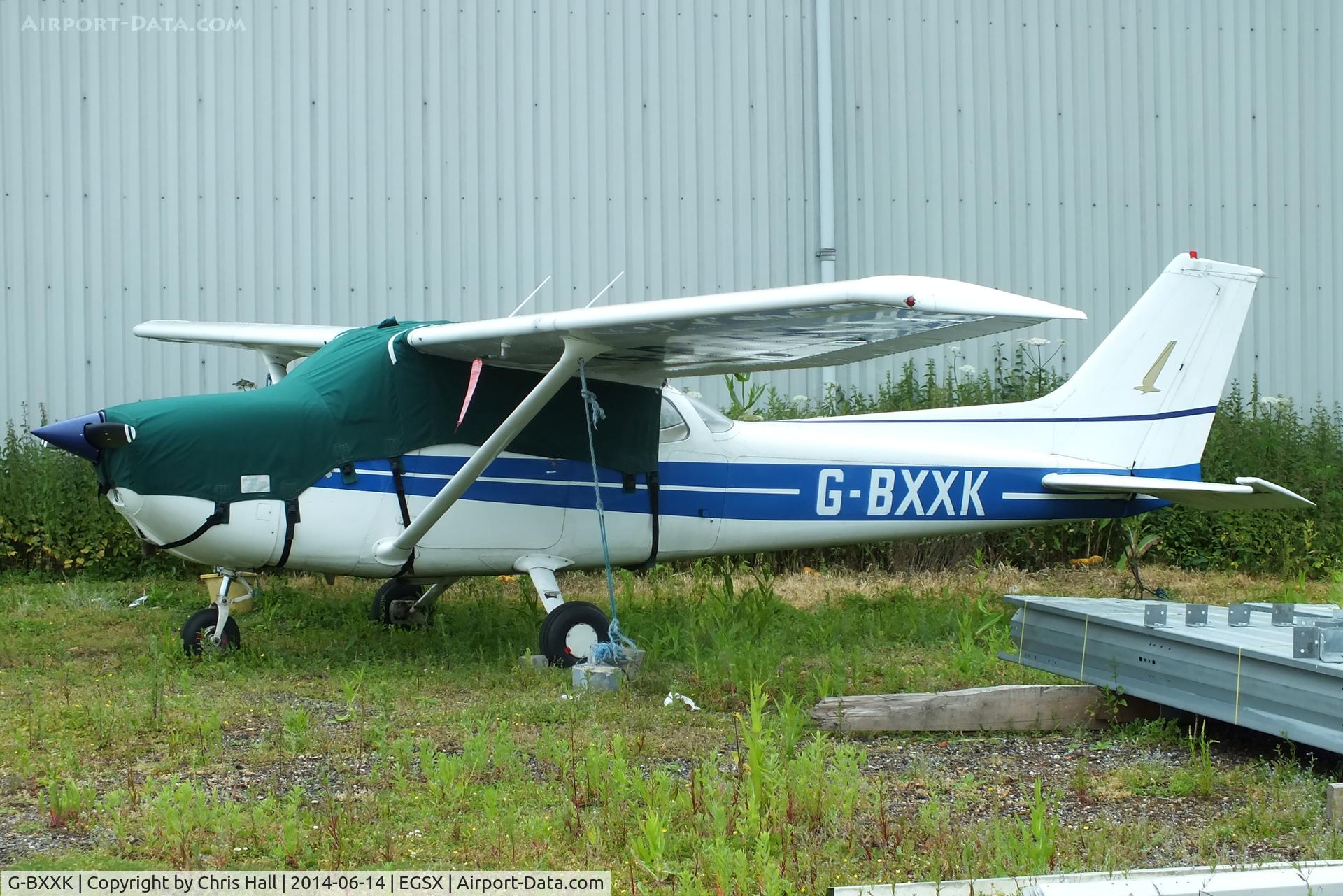 G-BXXK, 1979 Reims F172N Skyhawk C/N 1806, North Weald resident