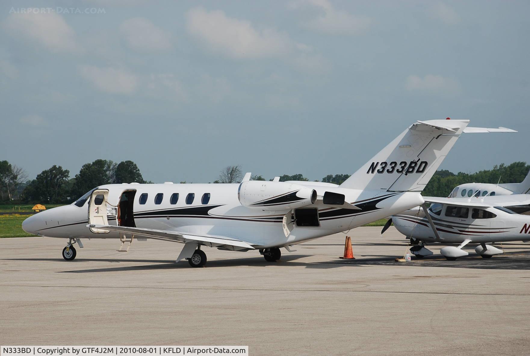 N333BD, 2005 Cessna 525A CitationJet CJ2 C/N 525A0237, N333BD  at Fon du Lac 1.8.10