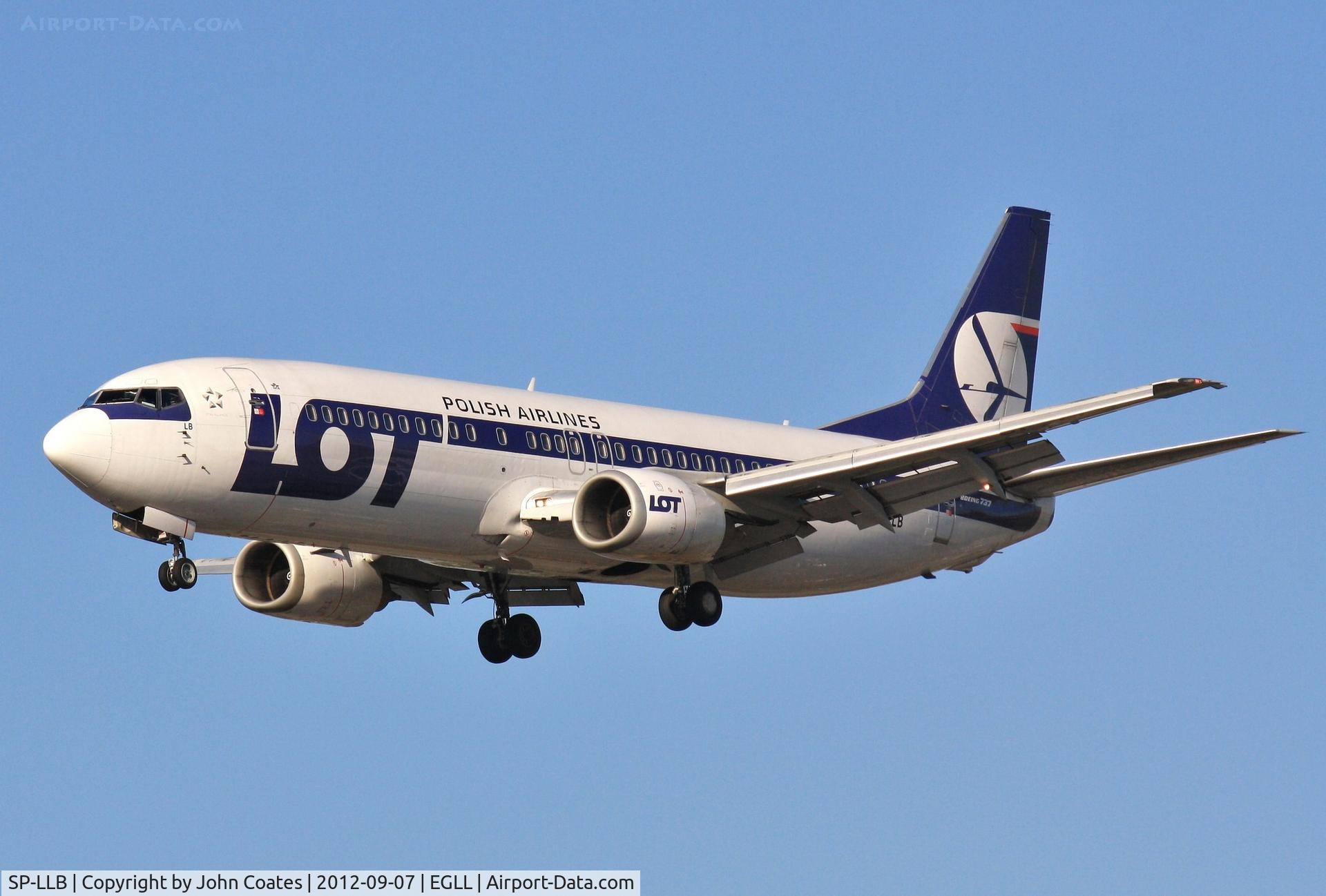 SP-LLB, 1993 Boeing 737-45D C/N 27156/2492, Finals 27R