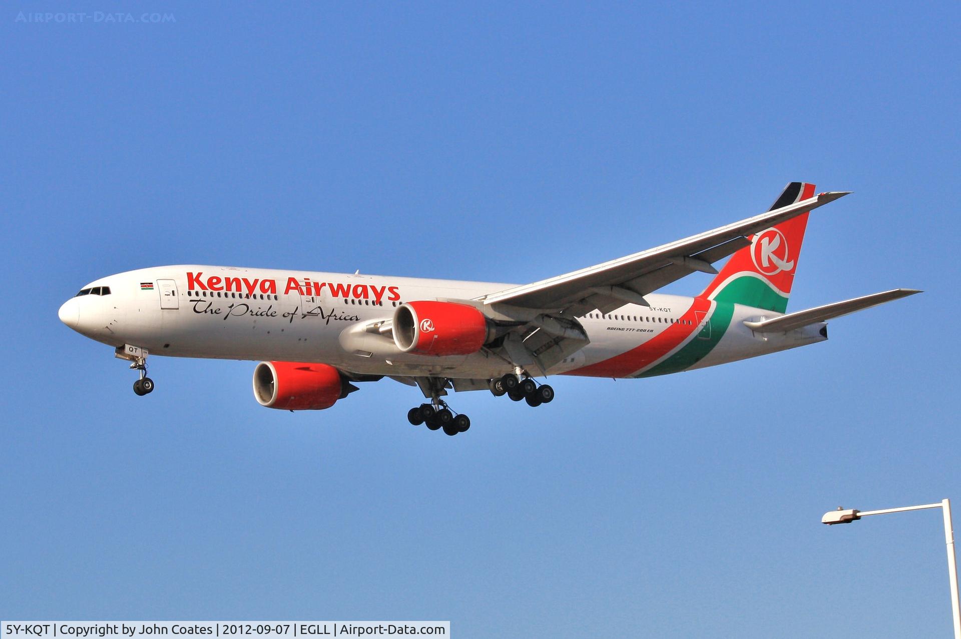 5Y-KQT, 2005 Boeing 777-2U8/ER C/N 33682, Arriving 27R