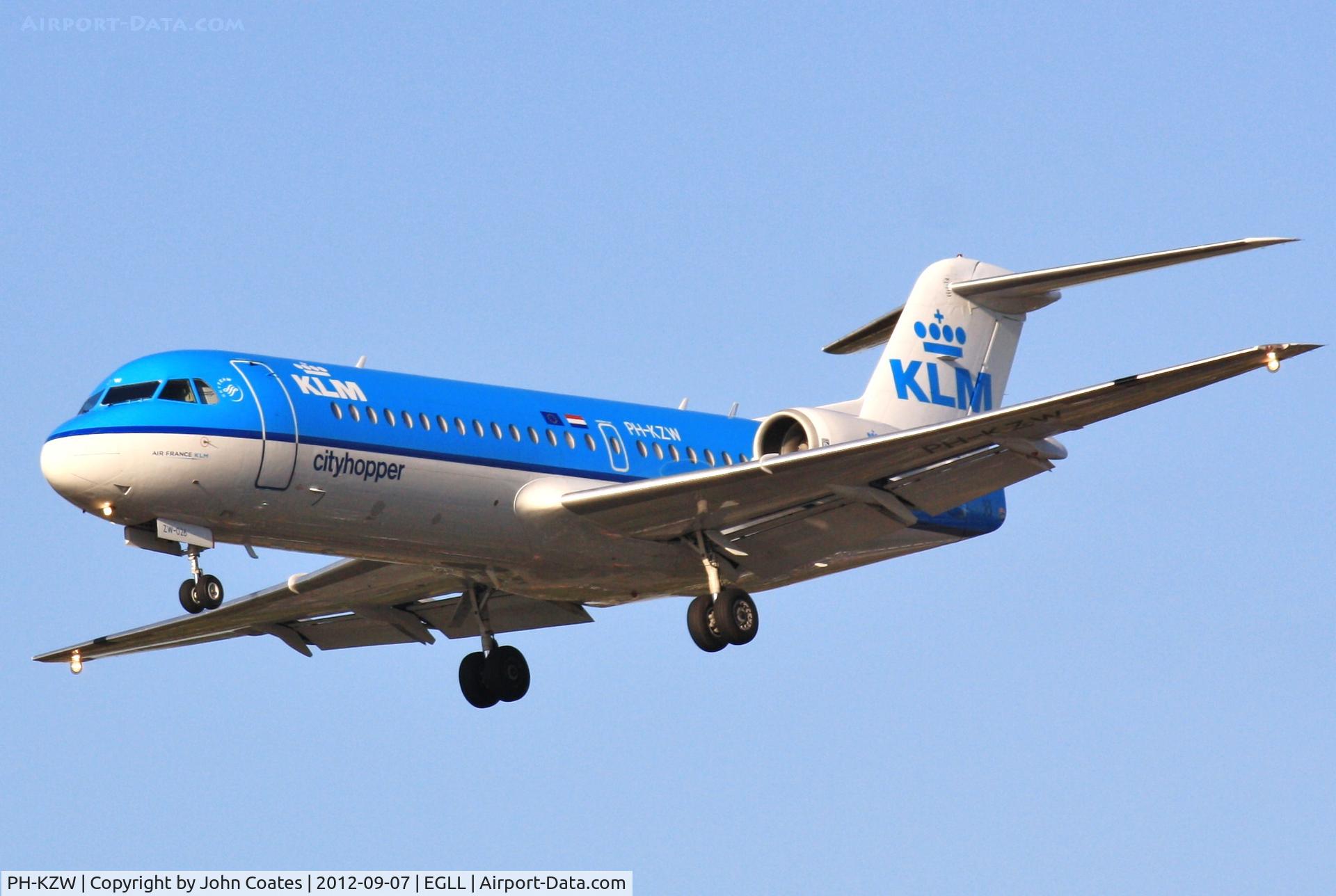 PH-KZW, 1995 Fokker 70 (F-28-0070) C/N 11558, Finals 27R