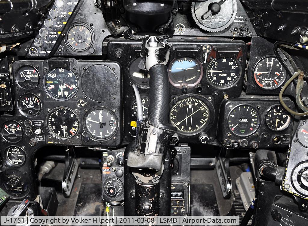 J-1751, De Havilland (F+W Emmen) DH-112 Venom FB.54 C/N 921, at Swiss Air Force Museum